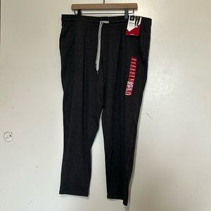 Members Mark men’s jogger. 4 way stretch. Side pockets